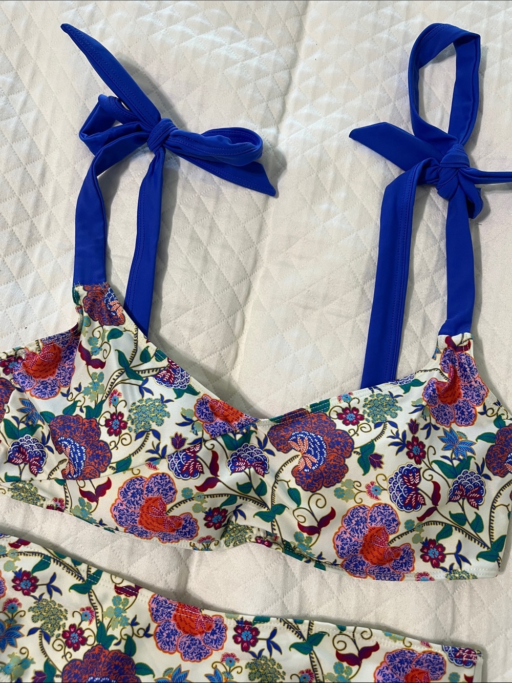 Summersalt Tie Shoulder Floral Bikini Set Size 4 - Picture 2 of 6